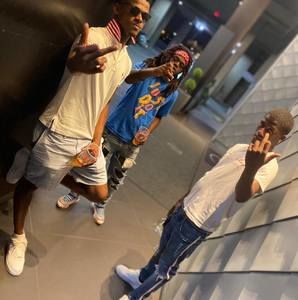 Meet your Posher, Skoonie